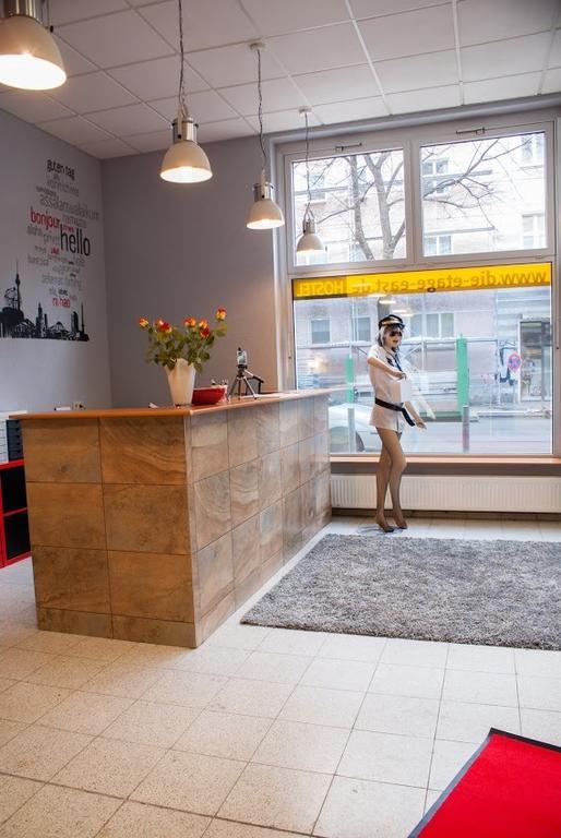 Hostel Die Etage East Берлин Екстериор снимка