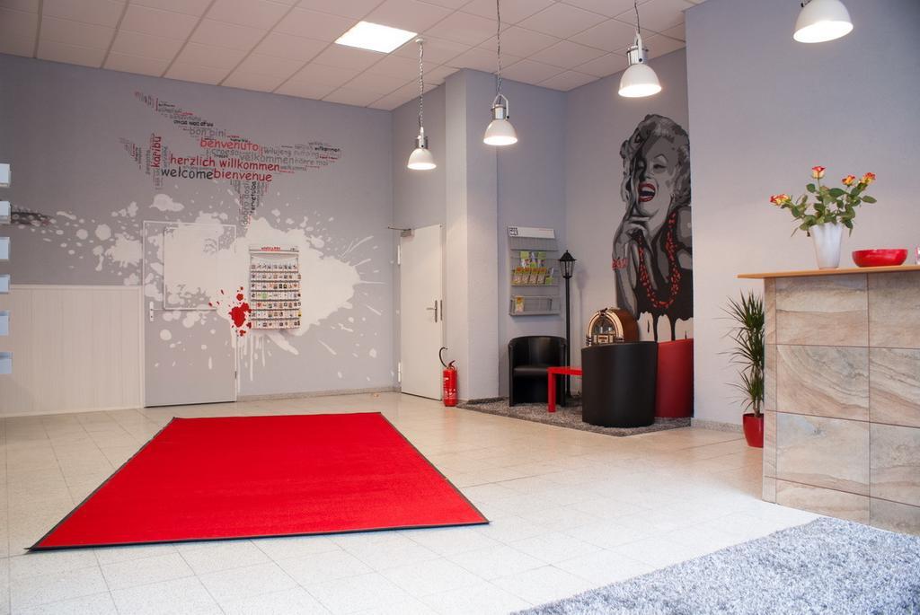 Hostel Die Etage East Берлин Екстериор снимка