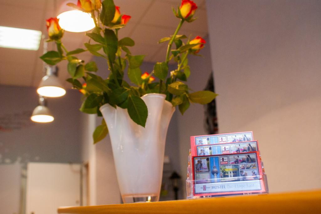 Hostel Die Etage East Берлин Екстериор снимка